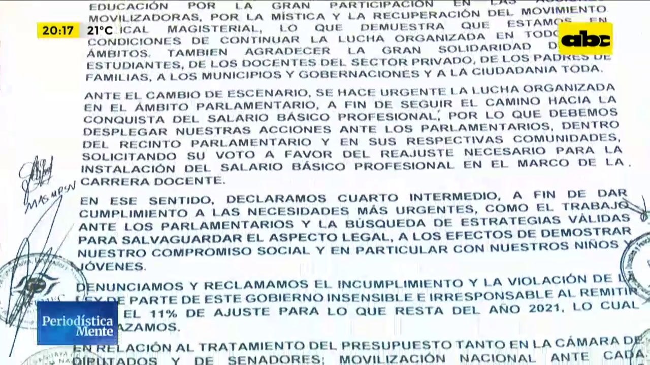 Presionados, docentes levantan paro y vuelven a clases desde mañana