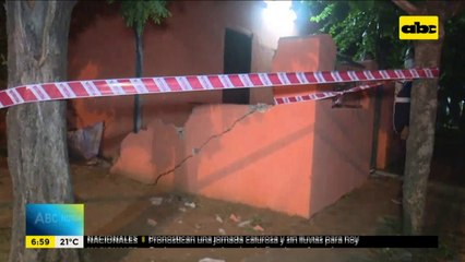 Motociclista falleció tras impactar contra muralla de una vivienda