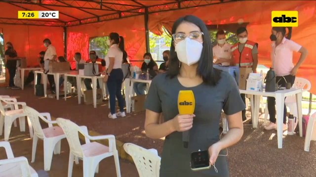 Continúa vacunación anticovid, mientras jóvenes instan a acercarse a los vacunatorios