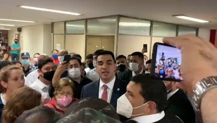 Funcionarios piden aumento salarial en municipalidad de Asunción