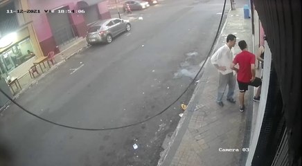 Detienen a dos “motochorros” con al menos seis denuncias por asalto