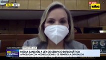 Media sanción a ley de servicio diplomático