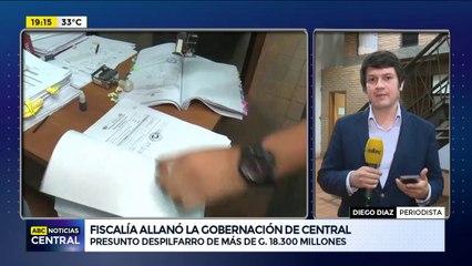 Fiscalía allana la Gobernación de central
