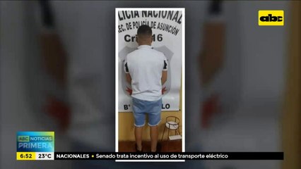 Detienen a un hombre con dos órdenes de captura