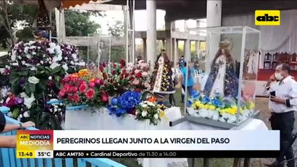 Peregrinos llegan junto a la Virgen del Paso