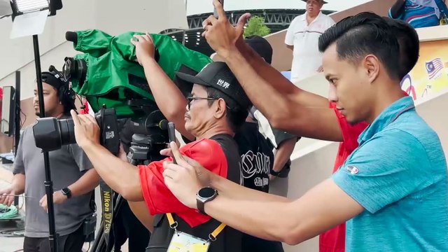 Memori perjalanan karier Amirul diabadikan oleh ayahnya sendiri