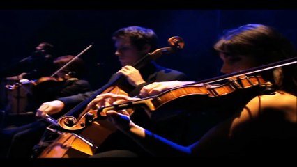 MICHÈLE TORR — C’est ma première / Olympia Bruno Coquatrix 2002 | MICHÈLE TORR : “Je m’appelle Michèle”