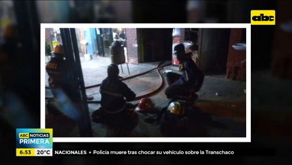 Incendio parcial de local de comidas rápidas