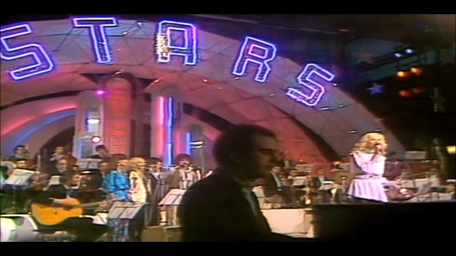 MICHÈLE TORR — Aimer est plus fort que d’être aimé / Olympia Bruno Coquatrix 2002 | MICHÈLE TORR : “Je m’appelle Michèle”