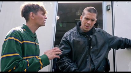 François Civil rembarre Raphaël Quenard dans un nouvel extrait d'I Love Peru