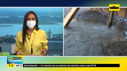 Mercado 4: Denuncian pérdida de agua de la essap