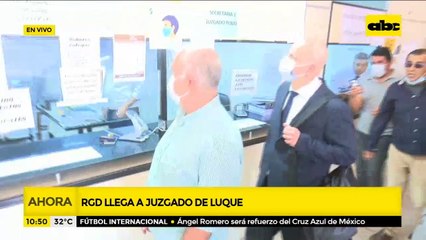 Ramón González Daher llega a juzgado de Luque para imposición a prisión domiciliaria