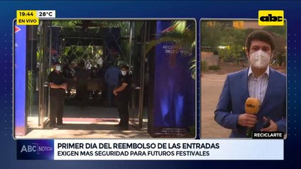 Primer día de reembolso de entradas del Reciclarte