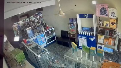 Así realizaron millonario robo en local de Carapeguá