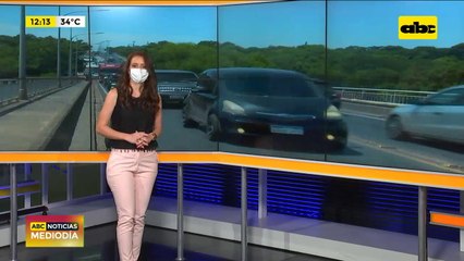 Congestión en puente remanso, largas filas de vehículos