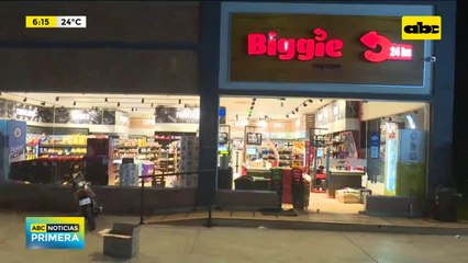 Asaltan un “Biggie” en capilla del Monte