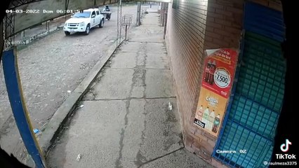 Roban un portón en Luque