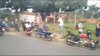 Hinchas en la Villa Olimpia