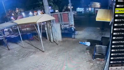 Mujer es atacada en estacionamiento de supermercado de Ponta Porã