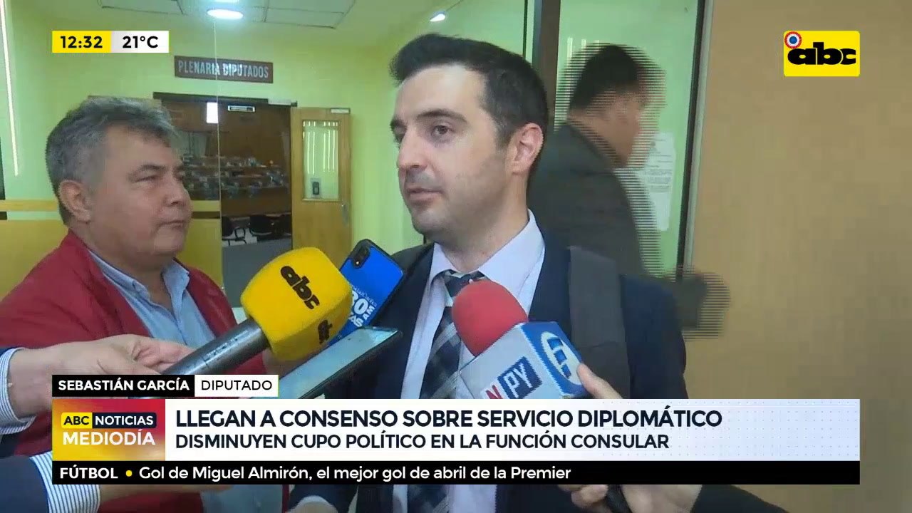 Llevan a consenso sobre servicio diplomático