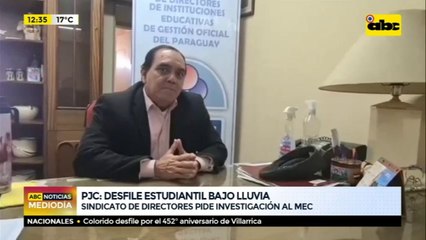 PJC: desfile estudiantil bajo lluvia