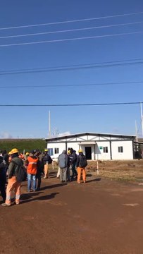 Obreros paraguayos fueron despedidos de la obra Aña Cua