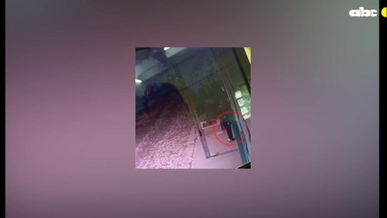 Imágenes de circuito cerrado del bañado sur, del 24 de Jjunio, donde se lo ve al niño José Miguel Ozuna, que sigue desaparecido