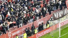 La intervención de la UIP en el Gol Norte del Sánchez-Pijzuán durante el derbi