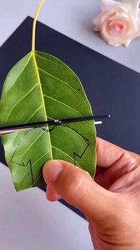 Nature crafts kids Leaf crafts Paper crafts