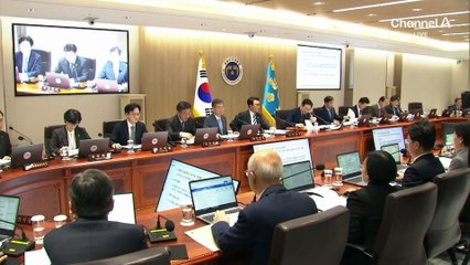 이 대통령 “정교분리 어기면 종교재단 해산 검토”