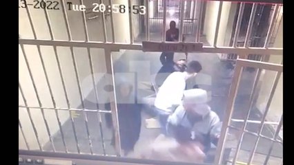 Primeras imágenes del motín en Concepción muestran a reclusos armados