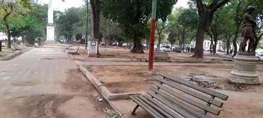 Desalojo de las plazas del centro histórico