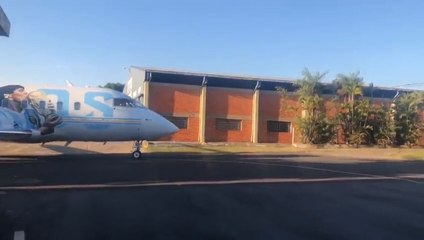 Avión de Maradona en el aeropuerto Silvio Pettirossi
