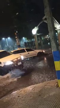 Conductor Atropelló Acceso De Plaza Céntrica, Pero No Causó Daños Graves, Aseguran