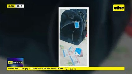 Llevaba a su costado una motocicleta robada