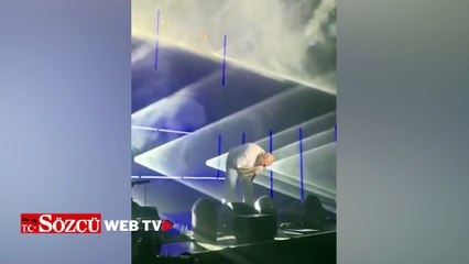 Ünlü rapçi Ezhel konserde Almanya vatandaşı olduğunu açıkladı