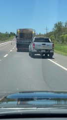 Camioneta de Itaipú viola normas de tránsito sobre ruta PY02
