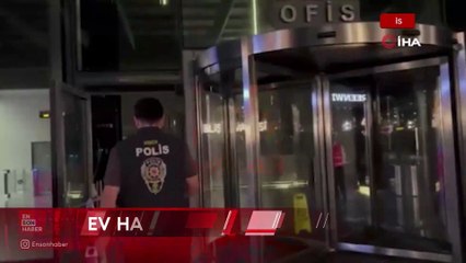 ‘Faladdin’ ve ’Binnaz’ın sahibi Sertaç Taşdelen ev hapsi adli kontrol şartı ile tahliye edildi