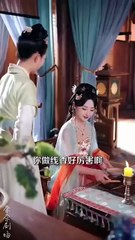 After Rebirth,I Pretended to Be Weaker and More Pitiful and Clung to the Regent's Thighs