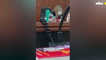 ¿Se durmió la jueza María Fernanda García De Zúñiga en pleno juicio