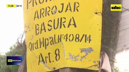 Vertedero clandestino en Barrio San Vicente