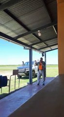 Abogado habría agredido verbalmente a policía y amenazó a administrador del aeropuerto en Pilar