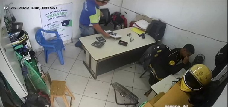 Ladrones estación de servicio y roban la recaudación del fin de semana en Lambaré