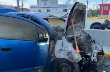 VIDEO | Incendio de auto paraliza la avenida Gonzalitos de Monterrey
