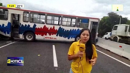 Impactante choque de colectivos en Pedrozo