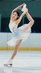 AI figure skaters in white plum blossom skirts on the ice rink #pyeongchangolympics #winterolympics #pyeonchang #figureskaters #olympicflame #olympiccooperation #winterparalympics #olympicday #olympicgames #canadaolympics