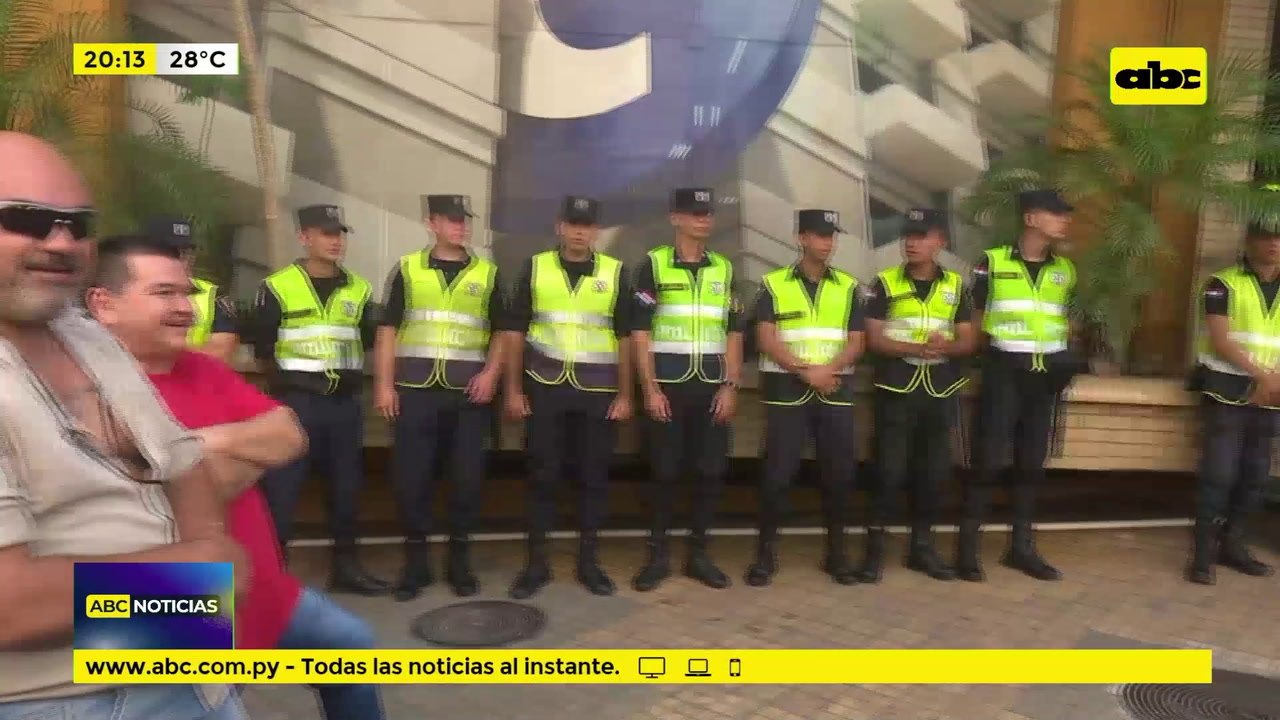 Protesta frente a Copaco