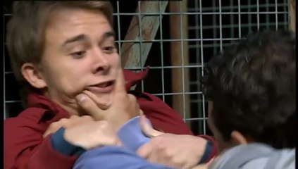 Corrie Jason Grimshaw Grabs David Platt 3rd October 2007