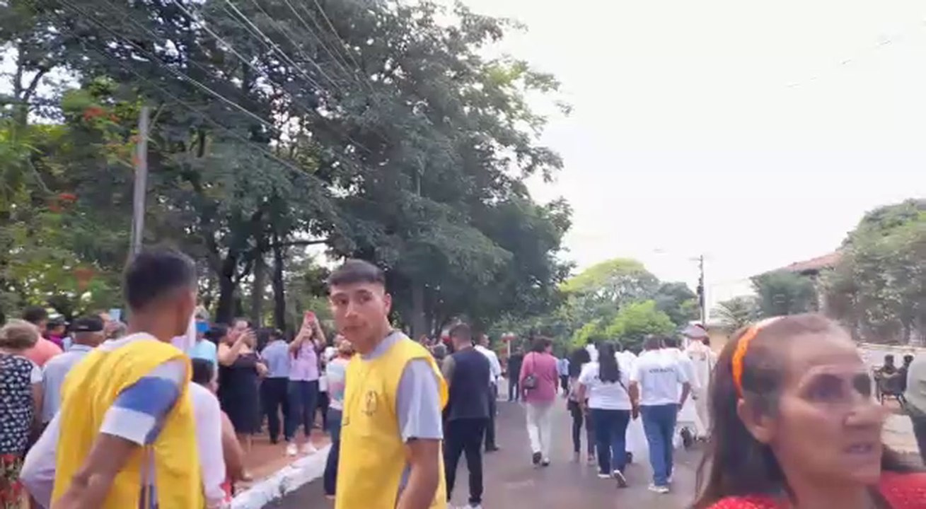 Tradicional Procesión Con La Imagen De ÑAndejára Guasu En Piribebuy