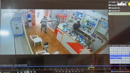 Roban más de 30 celulares de alta gama durante asalto en Pedro Juan Caballero